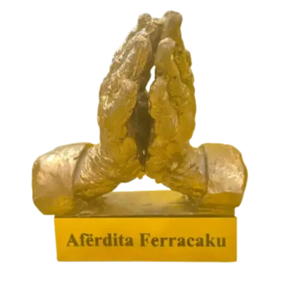 Titulli “Shën Tereza”