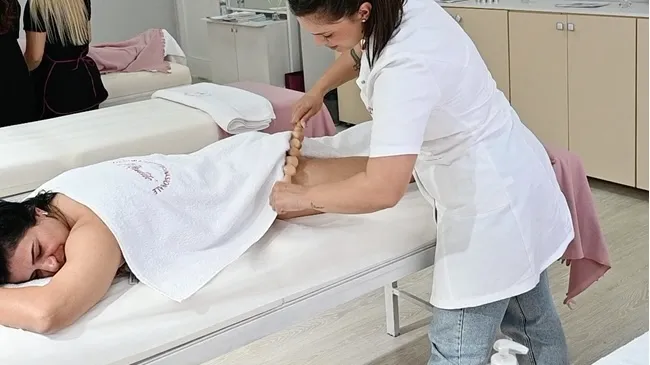 Masazh Terapeutik, Kurativ, Anticelulit & Refleksologji Plantare (150 ore)